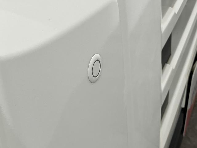 ハイゼットカーゴＤＸ　４ＷＤ　ＣＶＴ車　フルセグナビ　ドラレコ　キーレス衝突被害軽減ブレーキ　コーナーセンサー　フルセグナビ　ＤＶＤ再生　Ｂｌｕｅｔｏｏｔｈ　ドラレコ　ＥＴＣ　オートライト　キーレスエントリー　前席パワーウインドウ　エコアイドル　パートタイム４ＷＤ（滋賀県）の中古車