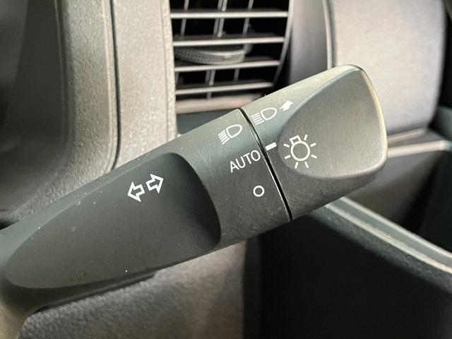 ハイゼットカーゴＤＸ　４ＷＤ　ＣＶＴ車　フルセグナビ　ドラレコ　キーレス衝突被害軽減ブレーキ　コーナーセンサー　フルセグナビ　ＤＶＤ再生　Ｂｌｕｅｔｏｏｔｈ　ドラレコ　ＥＴＣ　オートライト　キーレスエントリー　前席パワーウインドウ　エコアイドル　パートタイム４ＷＤ（滋賀県）の中古車