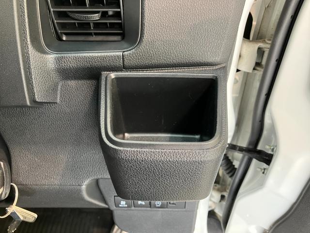 ハイゼットカーゴＤＸ　４ＷＤ　ＣＶＴ車　フルセグナビ　ドラレコ　キーレス衝突被害軽減ブレーキ　コーナーセンサー　フルセグナビ　ＤＶＤ再生　Ｂｌｕｅｔｏｏｔｈ　ドラレコ　ＥＴＣ　オートライト　キーレスエントリー　前席パワーウインドウ　エコアイドル　パートタイム４ＷＤ（滋賀県）の中古車