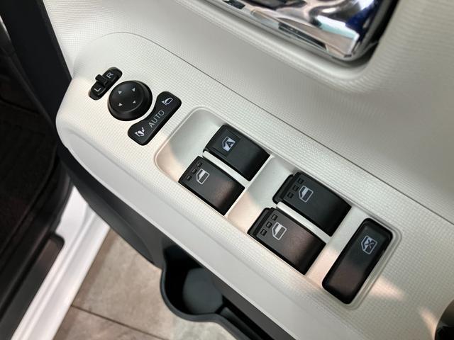 ムーヴキャンバスストライプスＧ　９型ディスプレイオーディオ　駐車支援システム衝突被害軽減ブレーキ　コーナーセンサー　９型ディスプレイオーディオ　フルセグ　Ｂｌｕｅｔｏｏｔｈ　ＵＳＢ　パノラマカメラ　両側電動スライドドア　前席シートヒーター　ワイヤレス充電器　駐車支援システム（滋賀県）の中古車