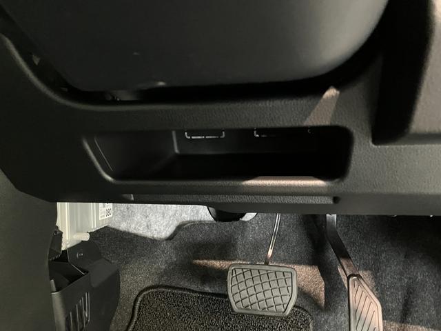 ムーヴキャンバスストライプスＧ　９型ディスプレイオーディオ　駐車支援システム衝突被害軽減ブレーキ　コーナーセンサー　９型ディスプレイオーディオ　フルセグ　Ｂｌｕｅｔｏｏｔｈ　ＵＳＢ　パノラマカメラ　両側電動スライドドア　前席シートヒーター　ワイヤレス充電器　駐車支援システム（滋賀県）の中古車