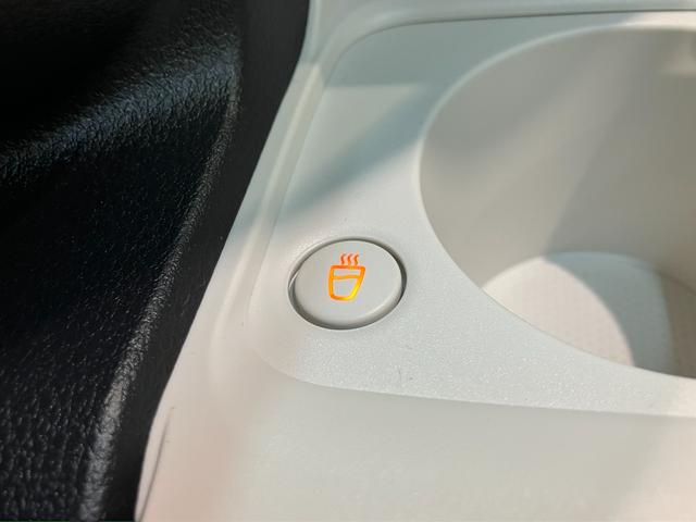 ムーヴキャンバスストライプスＧ　９型ディスプレイオーディオ　駐車支援システム衝突被害軽減ブレーキ　コーナーセンサー　９型ディスプレイオーディオ　フルセグ　Ｂｌｕｅｔｏｏｔｈ　ＵＳＢ　パノラマカメラ　両側電動スライドドア　前席シートヒーター　ワイヤレス充電器　駐車支援システム（滋賀県）の中古車