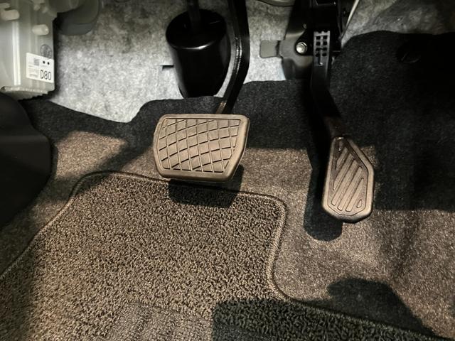 ムーヴキャンバスストライプスＧ　９型ディスプレイオーディオ　駐車支援システム衝突被害軽減ブレーキ　コーナーセンサー　９型ディスプレイオーディオ　フルセグ　Ｂｌｕｅｔｏｏｔｈ　ＵＳＢ　パノラマカメラ　両側電動スライドドア　前席シートヒーター　ワイヤレス充電器　駐車支援システム（滋賀県）の中古車