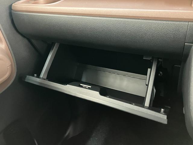 ムーヴキャンバスセオリーＧ　９型ディスプレイオーディオ　届出済未使用車衝突被害軽減ブレーキ　コーナーセンサー　９型ディスプレイオーディオ　フルセグ　Ｂｌｕｅｔｏｏｔｈ　ＵＳＢ　バックカメラ　両側電動スライドドア　前席シートヒーター　ＬＥＤ　ワイヤレス充電器　エコアイドル（滋賀県）の中古車