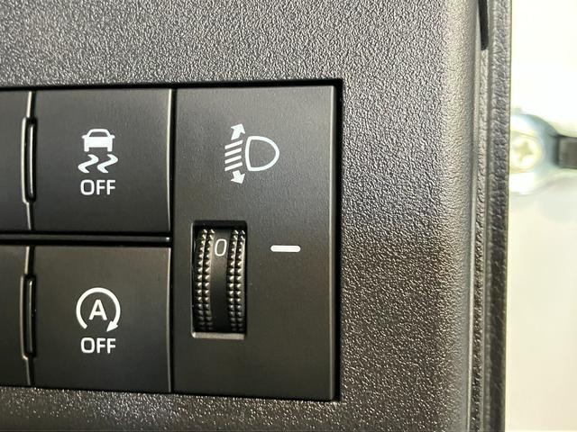 ハイゼットカーゴＤＸ　４ＷＤ　ＣＶＴ車　コーナーセンサー　キーレス　前席ＰＷ衝突被害軽減ブレーキ　スマアシ　パートタイム４ＷＤ　コーナーセンサー　前席パワーウインドウ　ＡＭ／ＦＭラジオ　両側スライドドア　オートライト　マニュアルレベリング　キーレスエントリー（滋賀県）の中古車