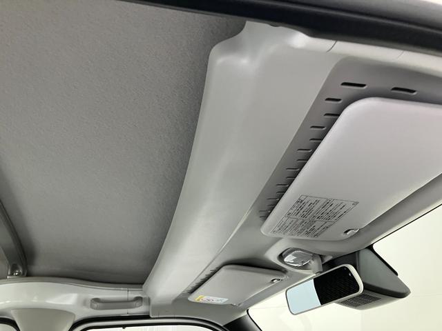 ハイゼットカーゴＤＸ　４ＷＤ　ＣＶＴ車　コーナーセンサー　キーレス　前席ＰＷ衝突被害軽減ブレーキ　スマアシ　パートタイム４ＷＤ　コーナーセンサー　前席パワーウインドウ　ＡＭ／ＦＭラジオ　両側スライドドア　オートライト　マニュアルレベリング　キーレスエントリー（滋賀県）の中古車