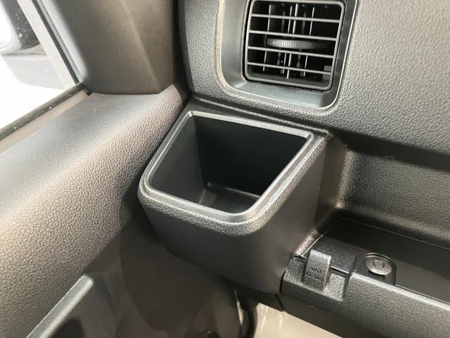 ハイゼットカーゴＤＸ　４ＷＤ　ＣＶＴ車　コーナーセンサー　キーレス　前席ＰＷ衝突被害軽減ブレーキ　スマアシ　パートタイム４ＷＤ　コーナーセンサー　前席パワーウインドウ　ＡＭ／ＦＭラジオ　両側スライドドア　オートライト　マニュアルレベリング　キーレスエントリー（滋賀県）の中古車