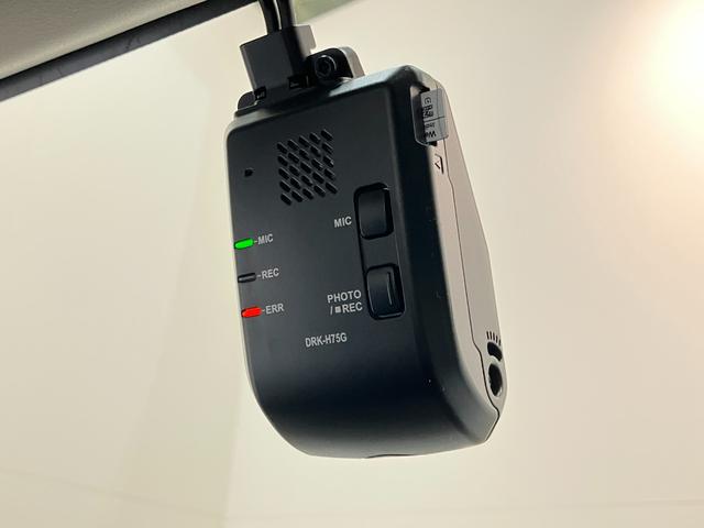 ハイゼットカーゴＤＸ　４ＷＤ　コーナーセンサー　ドラレコ　キーレスエントリー衝突被害軽減ブレーキ　スマアシ　パートタイム４ＷＤ　コーナーセンサー　前席パワーウインドウ　ＡＭ／ＦＭステレオ　ドラレコ　両側スライドドア　オートライト　マニュアルレベリング（滋賀県）の中古車