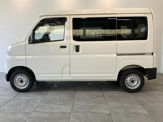 ハイゼットカーゴＤＸ　４ＷＤ　コーナーセンサー　ドラレコ　キーレスエントリー衝突被害軽減ブレーキ　スマアシ　パートタイム４ＷＤ　コーナーセンサー　前席パワーウインドウ　ＡＭ／ＦＭステレオ　ドラレコ　両側スライドドア　オートライト　マニュアルレベリング（滋賀県）の中古車