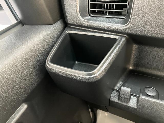 ハイゼットカーゴＤＸ　４ＷＤ　コーナーセンサー　ドラレコ　キーレスエントリー衝突被害軽減ブレーキ　スマアシ　パートタイム４ＷＤ　コーナーセンサー　前席パワーウインドウ　ＡＭ／ＦＭステレオ　ドラレコ　両側スライドドア　オートライト　マニュアルレベリング（滋賀県）の中古車