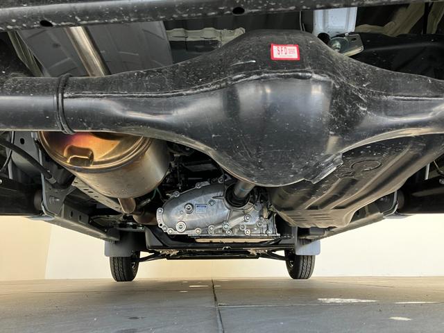 ハイゼットカーゴＤＸ　４ＷＤ　コーナーセンサー　ドラレコ　キーレスエントリー衝突被害軽減ブレーキ　スマアシ　パートタイム４ＷＤ　コーナーセンサー　前席パワーウインドウ　ＡＭ／ＦＭステレオ　ドラレコ　両側スライドドア　オートライト　マニュアルレベリング（滋賀県）の中古車