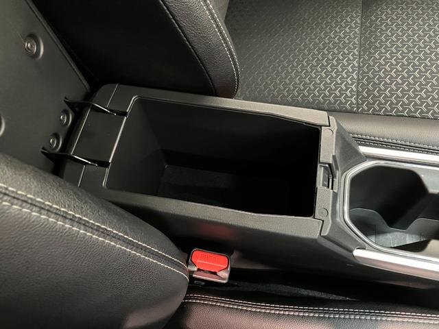 ロッキープレミアムＧ　フルセグナビ　パノラマカメラ　レーダークルコン衝突被害軽減ブレーキ　コーナーセンサー　フルセグナビ　Ｂｌｕｅｔｏｏｔｈ　ＵＳＢ　ＤＶＤ再生　パノラマカメラ　ＬＥＤ　オートライト　オートエアコン　クルーズコントロール　シートヒーター　エコアイドル（滋賀県）の中古車