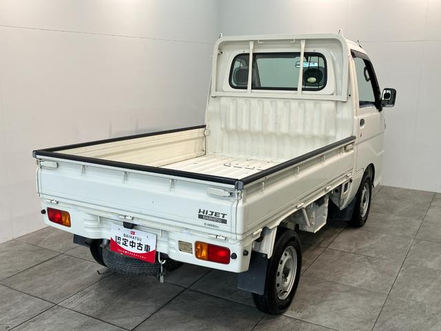 ハイゼットトラックエアコン・パワステ スペシャル 5MT 走行9千キロ5速マニュアルミッション車 エアコン パワステ AM/FMラジオ マニュアルレベリング ゲートプロテクター タイヤ4本新品交換済み(滋賀県)の中古車