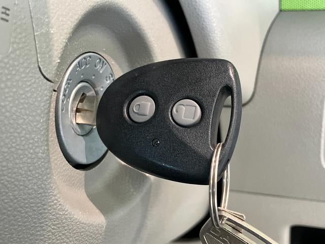 ムーヴコンテＬ　ＣＤステレオ　電動格納式ミラー　キーレスエントリーＣＤステレオ　キーレスエントリー　電動格納式ミラー　マニュアルレベリング　マニュアルエアコン　エコアイドル　スペアタイヤ（滋賀県）の中古車