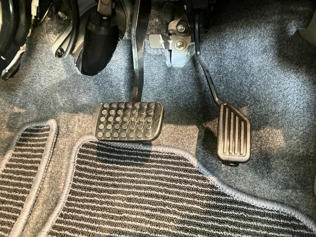 ムーヴコンテＬ　ＣＤステレオ　電動格納式ミラー　キーレスエントリーＣＤステレオ　キーレスエントリー　電動格納式ミラー　マニュアルレベリング　マニュアルエアコン　エコアイドル　スペアタイヤ（滋賀県）の中古車