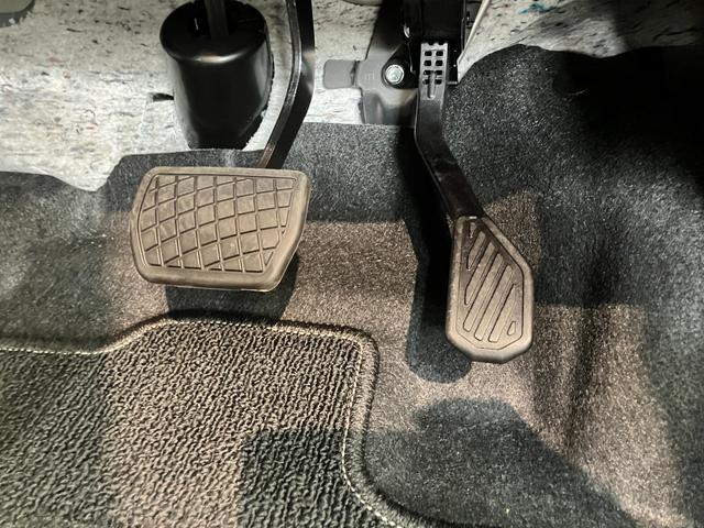 タントファンクロス　９型ディスプレイオーディオ　Ｂカメラ　クルコン衝突被害軽減ブレーキ　コーナーセンサー　ディスプレイオーディオ　フルセグ　Ｂｌｕｅｔｏｏｔｈ　ＵＳＢ　バックカメラ　両側電動スライドドア　前席シートヒーター　レーダークルーズコントロール　エコアイドル（滋賀県）の中古車