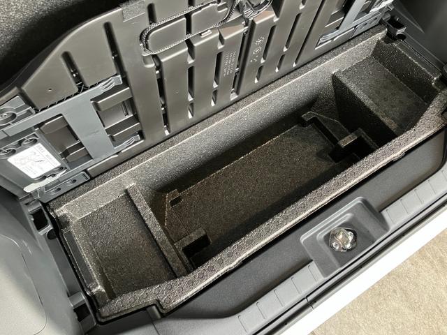 タントカスタムＸ　９型ディスプレイオーディオ　駐車支援システム衝突被害軽減ブレーキ　コーナーセンサー　ディスプレイオーディオ　フルセグ　Ｂｌｕｅｔｏｏｔｈ　ＵＳＢ　パノラマカメラ　両側電動スライドドア　前席シートヒーター　ＬＥＤ　スマートキー　駐車支援システム（滋賀県）の中古車