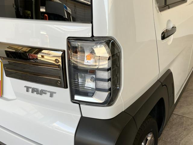 タフトＧ　ダーククロムベンチャー　９型ディスプレイオーディオ衝突被害軽減ブレーキ　コーナーセンサー　ディスプレイオーディオ　フルセグ　Ｂｌｕｅｔｏｏｔｈ　ＵＳＢ　バックカメラ　シートヒーター　電動パーキング　ＬＥＤ　オートライト　オートエアコン　エコアイドル（滋賀県）の中古車