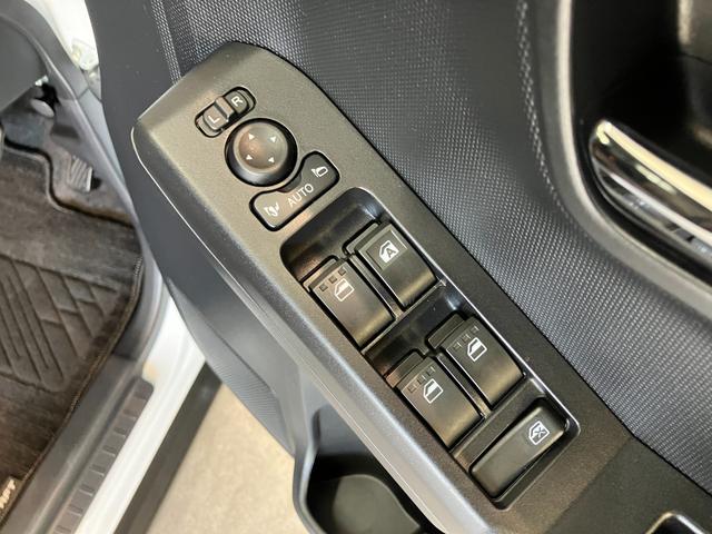 タフトＧ　ダーククロムベンチャー　９型ディスプレイオーディオ衝突被害軽減ブレーキ　コーナーセンサー　ディスプレイオーディオ　フルセグ　Ｂｌｕｅｔｏｏｔｈ　ＵＳＢ　バックカメラ　シートヒーター　電動パーキング　ＬＥＤ　オートライト　オートエアコン　エコアイドル（滋賀県）の中古車