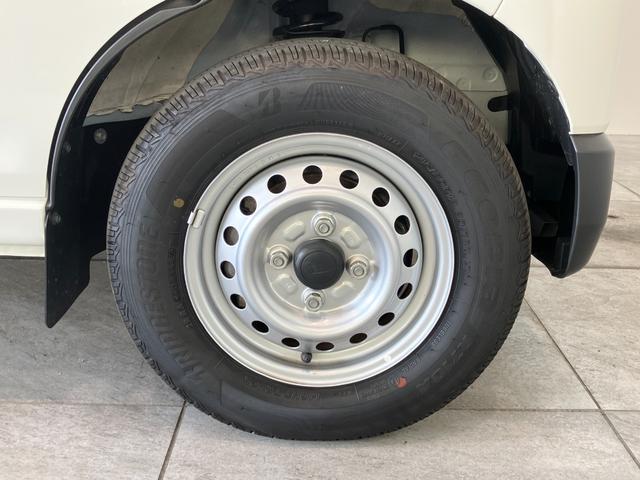 ハイゼットカーゴＤＸ　４ＷＤ　ＣＶＴ車　キーレス　ドラレコ　前席Ｐ／Ｗ衝突被害軽減ブレーキ　スマアシ　パートタイム４ＷＤ　コーナーセンサー　前席パワーウインドウ　ＡＭ／ＦＭステレオ　ドラレコ　両側スライドドア　オートライト　マニュアルレベリング（滋賀県）の中古車