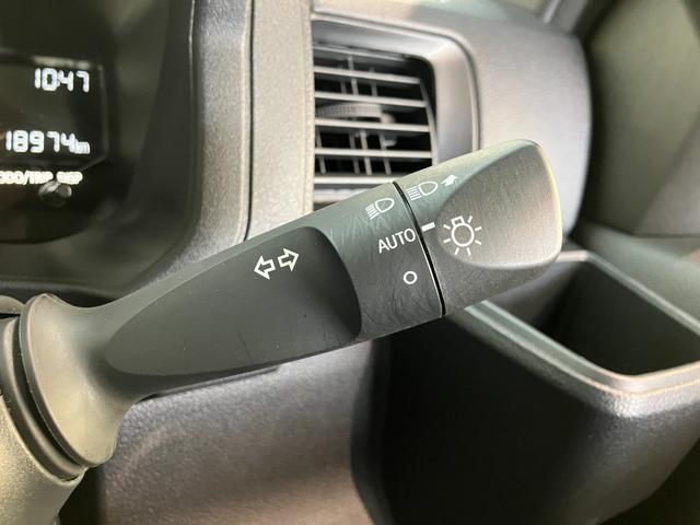 ハイゼットカーゴＤＸ　４ＷＤ　ＣＶＴ車　キーレス　ドラレコ　前席Ｐ／Ｗ衝突被害軽減ブレーキ　スマアシ　パートタイム４ＷＤ　コーナーセンサー　前席パワーウインドウ　ＡＭ／ＦＭステレオ　ドラレコ　両側スライドドア　オートライト　マニュアルレベリング（滋賀県）の中古車