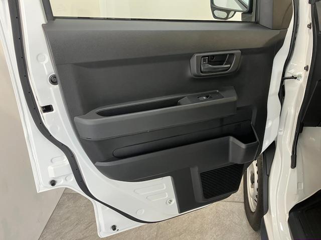 ハイゼットカーゴＤＸ　４ＷＤ　ＣＶＴ車　キーレス　ドラレコ　前席Ｐ／Ｗ衝突被害軽減ブレーキ　スマアシ　パートタイム４ＷＤ　コーナーセンサー　前席パワーウインドウ　ＡＭ／ＦＭステレオ　ドラレコ　両側スライドドア　オートライト　マニュアルレベリング（滋賀県）の中古車