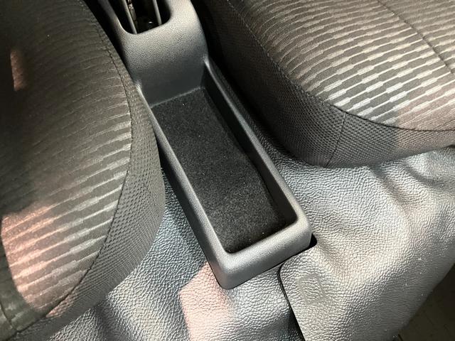 ハイゼットカーゴＤＸ　４ＷＤ　ＣＶＴ車　キーレス　ドラレコ　前席Ｐ／Ｗ衝突被害軽減ブレーキ　スマアシ　パートタイム４ＷＤ　コーナーセンサー　前席パワーウインドウ　ＡＭ／ＦＭステレオ　ドラレコ　両側スライドドア　オートライト　マニュアルレベリング（滋賀県）の中古車