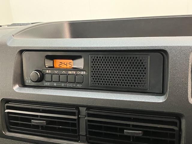 ハイゼットカーゴＤＸ　４ＷＤ　コーナーセンサー　オートライト　キーレス衝突被害軽減ブレーキ　スマアシ　パートタイム４ＷＤ　コーナーセンサー　前席パワーウインドウ　ＡＭ／ＦＭステレオ　両側スライドドア　オートライト　マニュアルレベリング（滋賀県）の中古車