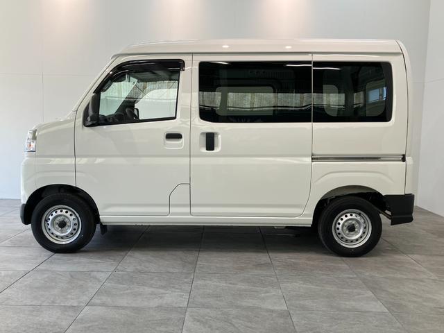 ハイゼットカーゴＤＸ　４ＷＤ　コーナーセンサー　オートライト　キーレス衝突被害軽減ブレーキ　スマアシ　パートタイム４ＷＤ　コーナーセンサー　前席パワーウインドウ　ＡＭ／ＦＭステレオ　両側スライドドア　オートライト　マニュアルレベリング（滋賀県）の中古車