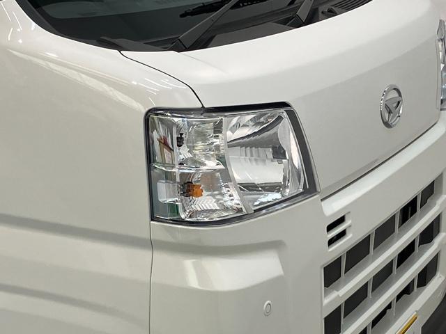 ハイゼットカーゴＤＸ　４ＷＤ　コーナーセンサー　オートライト　キーレス衝突被害軽減ブレーキ　スマアシ　パートタイム４ＷＤ　コーナーセンサー　前席パワーウインドウ　ＡＭ／ＦＭステレオ　両側スライドドア　オートライト　マニュアルレベリング（滋賀県）の中古車