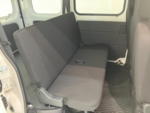 ハイゼットカーゴＤＸ　４ＷＤ　コーナーセンサー　オートライト　キーレス衝突被害軽減ブレーキ　スマアシ　パートタイム４ＷＤ　コーナーセンサー　前席パワーウインドウ　ＡＭ／ＦＭステレオ　両側スライドドア　オートライト　マニュアルレベリング（滋賀県）の中古車