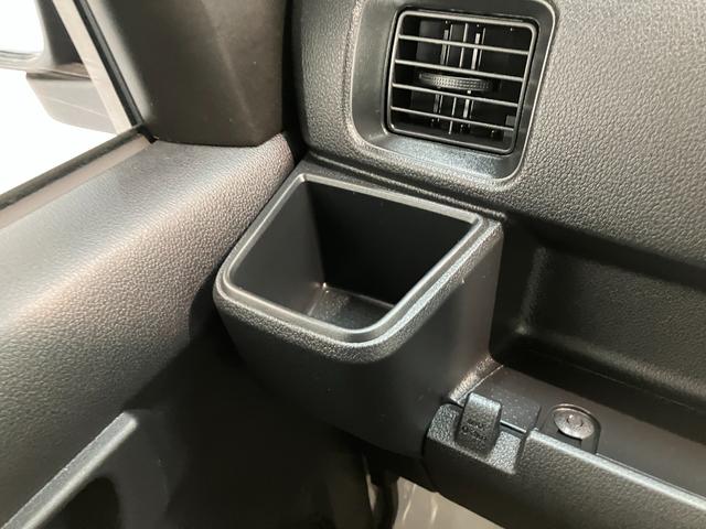 ハイゼットカーゴＤＸ　４ＷＤ　コーナーセンサー　オートライト　キーレス衝突被害軽減ブレーキ　スマアシ　パートタイム４ＷＤ　コーナーセンサー　前席パワーウインドウ　ＡＭ／ＦＭステレオ　両側スライドドア　オートライト　マニュアルレベリング（滋賀県）の中古車