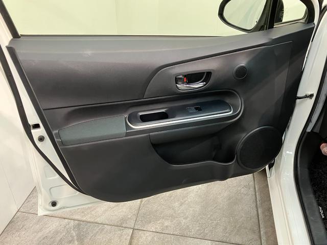 アクアＧブラックソフトレザーセレクション　ワンセグナビ　Ｂカメラコーナーセンサー　ワンセグナビ　Ｂｌｕｅｔｏｏｔｈ　バックカメラ　ドラレコ　ＥＴＣ　シートヒーター　オートエアコン　スマートキー　電動格納式ミラー　マニュアルレベリング（滋賀県）の中古車