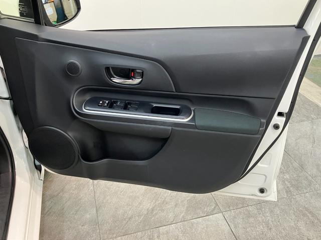 アクアＧブラックソフトレザーセレクション　ワンセグナビ　Ｂカメラコーナーセンサー　ワンセグナビ　Ｂｌｕｅｔｏｏｔｈ　バックカメラ　ドラレコ　ＥＴＣ　シートヒーター　オートエアコン　スマートキー　電動格納式ミラー　マニュアルレベリング（滋賀県）の中古車