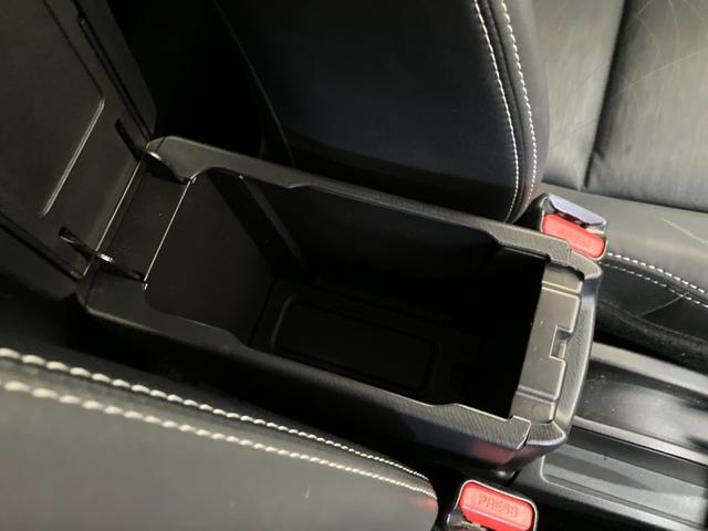 アクアＧブラックソフトレザーセレクション　ワンセグナビ　Ｂカメラコーナーセンサー　ワンセグナビ　Ｂｌｕｅｔｏｏｔｈ　バックカメラ　ドラレコ　ＥＴＣ　シートヒーター　オートエアコン　スマートキー　電動格納式ミラー　マニュアルレベリング（滋賀県）の中古車