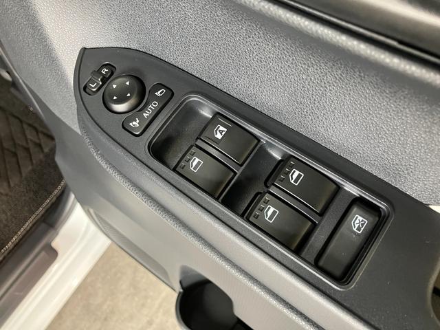 タントＸ　フルセグナビ　Ｂカメラ　シートヒーター　左側電動スライド衝突被害軽減ブレーキ　コーナーセンサー　フルセグナビ　Ｂｌｕｅｔｏｏｔｈ　ＤＶＤ再生　ＵＳＢ　バックカメラ　左側電動スライドドア　前席シートヒーター　ＬＥＤ　オートライト　スマートキー　エコアイドル（滋賀県）の中古車