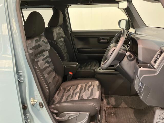 タフトＧダーククロムベンチャー　９型ディスプレイオーディオ衝突被害軽減ブレーキ　コーナーセンサー　ディスプレイオーディオ　フルセグ　Ｂｌｕｅｔｏｏｔｈ　ＵＳＢ　バックカメラ　シートヒーター　電動パーキング　ＬＥＤ　オートライト　オートエアコン　エコアイドル（滋賀県）の中古車