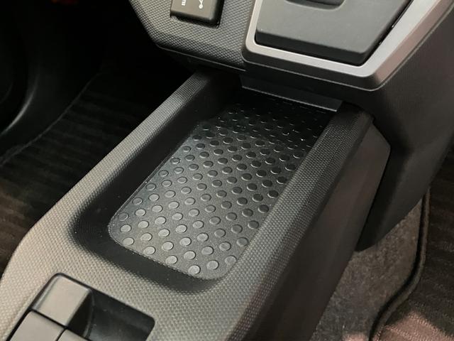 タフトＧダーククロムベンチャー　９型ディスプレイオーディオ衝突被害軽減ブレーキ　コーナーセンサー　ディスプレイオーディオ　フルセグ　Ｂｌｕｅｔｏｏｔｈ　ＵＳＢ　バックカメラ　シートヒーター　電動パーキング　ＬＥＤ　オートライト　オートエアコン　エコアイドル（滋賀県）の中古車