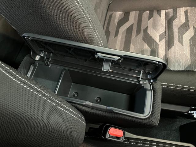 タフトＧダーククロムベンチャー　９型ディスプレイオーディオ衝突被害軽減ブレーキ　コーナーセンサー　ディスプレイオーディオ　フルセグ　Ｂｌｕｅｔｏｏｔｈ　ＵＳＢ　バックカメラ　シートヒーター　電動パーキング　ＬＥＤ　オートライト　オートエアコン　エコアイドル（滋賀県）の中古車