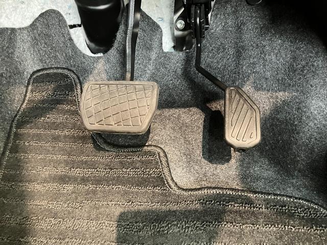 タフトＧダーククロムベンチャー　９型ディスプレイオーディオ衝突被害軽減ブレーキ　コーナーセンサー　ディスプレイオーディオ　フルセグ　Ｂｌｕｅｔｏｏｔｈ　ＵＳＢ　バックカメラ　シートヒーター　電動パーキング　ＬＥＤ　オートライト　オートエアコン　エコアイドル（滋賀県）の中古車