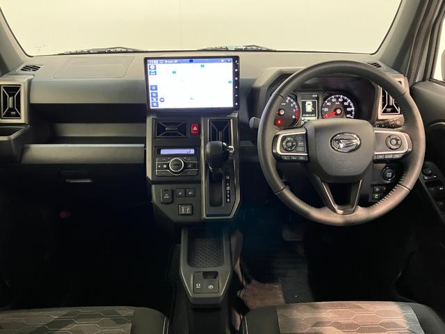 タフトＧターボ　ダーククロムベンチャー　１０型ナビ　パノラマカメラ衝突被害軽減ブレーキ　コーナーセンサー　１０型フルセグナビ　ＤＶＤ再生　Ｂｌｕｅｔｏｏｔｈ　ＵＳＢ　パノラマカメラ　前後ドラレコ　前席シートヒーター　ＬＥＤ　オートライト　レーダークルーズコントロール（滋賀県）の中古車