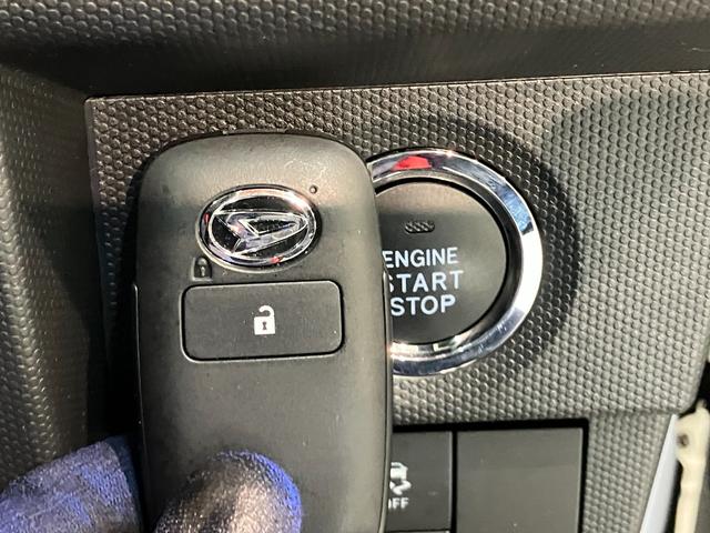 タフトＧターボ　ダーククロムベンチャー　１０型ナビ　パノラマカメラ衝突被害軽減ブレーキ　コーナーセンサー　１０型フルセグナビ　ＤＶＤ再生　Ｂｌｕｅｔｏｏｔｈ　ＵＳＢ　パノラマカメラ　前後ドラレコ　前席シートヒーター　ＬＥＤ　オートライト　レーダークルーズコントロール（滋賀県）の中古車