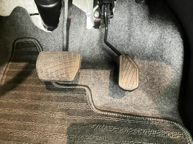 タフトＧ　ダーククロムベンチャー　ＩＤＬＥレス　１０型フルセグナビ衝突被害軽減ブレーキ　コーナーセンサー　１０型フルセグナビ　ＤＶＤ再生　Ｂｌｕｅｔｏｏｔｈ　ＵＳＢ　バックカメラ　前後ドラレコ　前席シートヒーター　ＬＥＤ　オートライト　オートエアコン　ＩＤＬＥレス（滋賀県）の中古車