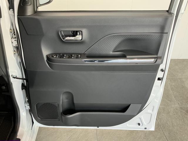 タントカスタムＲＳ　ターボ　９型ディスプレイオーディオ　クルコン衝突被害軽減ブレーキ　コーナーセンサー　９型ディスプレイオーディオ　フルセグ　Ｂｌｕｅｔｏｏｔｈ　ＵＳＢ　バックカメラ　ＥＴＣ　レーダークルコン　両側電動スライドドア　前席シートヒーター　ＬＥＤ（滋賀県）の中古車