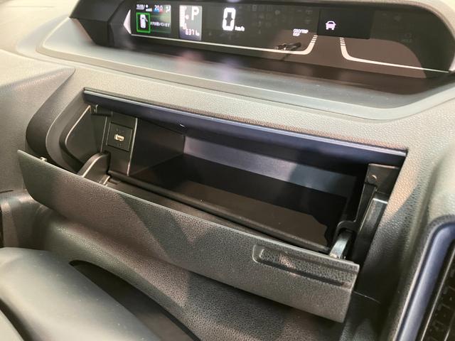 タントカスタムＲＳ　ターボ　９型ディスプレイオーディオ　クルコン衝突被害軽減ブレーキ　コーナーセンサー　９型ディスプレイオーディオ　フルセグ　Ｂｌｕｅｔｏｏｔｈ　ＵＳＢ　バックカメラ　ＥＴＣ　レーダークルコン　両側電動スライドドア　前席シートヒーター　ＬＥＤ（滋賀県）の中古車