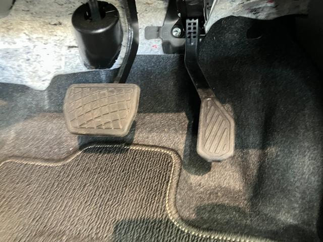 タントカスタムＲＳ　ターボ　９型ディスプレイオーディオ　クルコン衝突被害軽減ブレーキ　コーナーセンサー　９型ディスプレイオーディオ　フルセグ　Ｂｌｕｅｔｏｏｔｈ　ＵＳＢ　バックカメラ　ＥＴＣ　レーダークルコン　両側電動スライドドア　前席シートヒーター　ＬＥＤ（滋賀県）の中古車