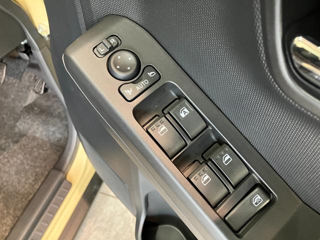 タフトダーククロムベンチャー　１０型ナビ　ドラレコ　届出済未使用車衝突被害軽減ブレーキ　コーナーセンサー　１０型フルセグナビ　ＤＶＤ再生　Ｂｌｕｅｔｏｏｔｈ　ＵＳＢ　バックカメラ　前後ドラレコ　シートヒーター　ＬＥＤ　オートライト　クルーズコントロール　エコアイドル（滋賀県）の中古車