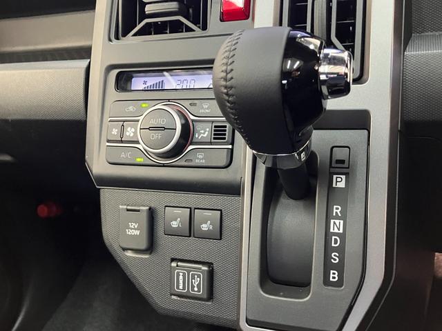 タフトダーククロムベンチャー　１０型ナビ　ドラレコ　届出済未使用車衝突被害軽減ブレーキ　コーナーセンサー　１０型フルセグナビ　ＤＶＤ再生　Ｂｌｕｅｔｏｏｔｈ　ＵＳＢ　バックカメラ　前後ドラレコ　シートヒーター　ＬＥＤ　オートライト　クルーズコントロール　エコアイドル（滋賀県）の中古車