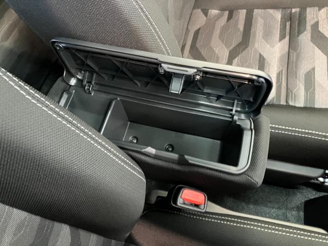 タフトダーククロムベンチャー　１０型ナビ　ドラレコ　届出済未使用車衝突被害軽減ブレーキ　コーナーセンサー　１０型フルセグナビ　ＤＶＤ再生　Ｂｌｕｅｔｏｏｔｈ　ＵＳＢ　バックカメラ　前後ドラレコ　シートヒーター　ＬＥＤ　オートライト　クルーズコントロール　エコアイドル（滋賀県）の中古車