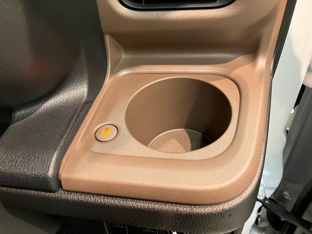 ムーヴキャンバスセオリーＧ　１０型フルセグナビ　前後ドラレコ　届出済未使用車衝突被害軽減ブレーキ　フルセグナビ　ＤＶＤ再生　Ｂｌｕｅｔｏｏｔｈ　ＵＳＢ　バックカメラ　前後ドラレコ　両側電動スライドドア　ＬＥＤ　オートライト　オートエアコン　前席シートヒーター　エコアイドル（滋賀県）の中古車